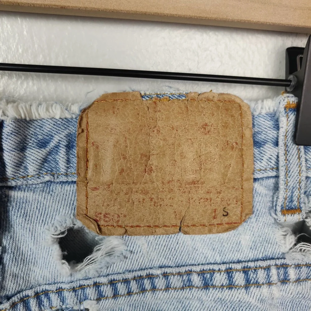 Vtg Levi's Jeans Women's 26 550 Light Wash Tapered Zip Fly 90's Distressed_7